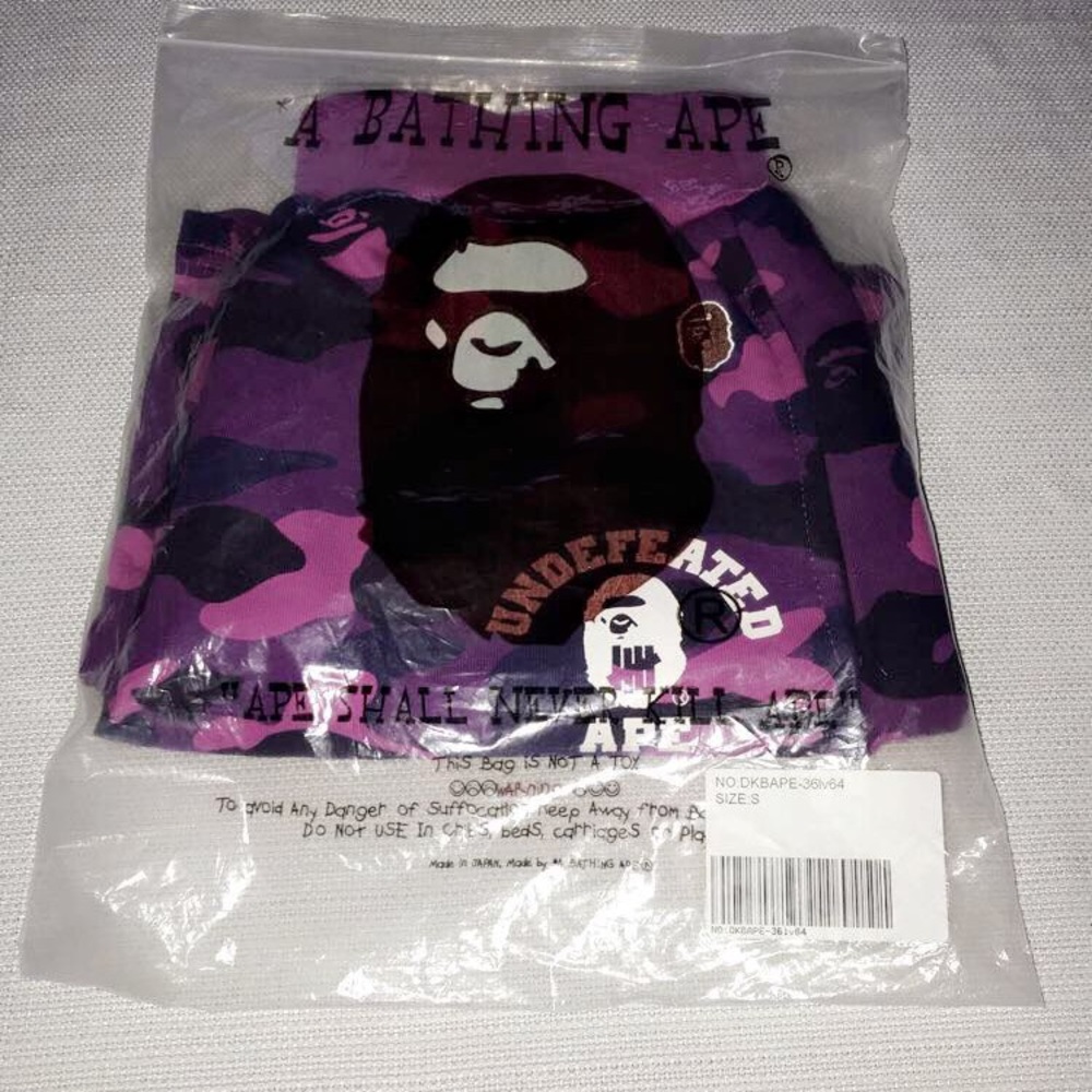 BAPE - Picture 8 of 8